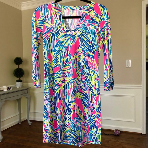 Lilly Pulitzer Rossmore V-neck T-shirt dress NWOT - Picture 1 of 8